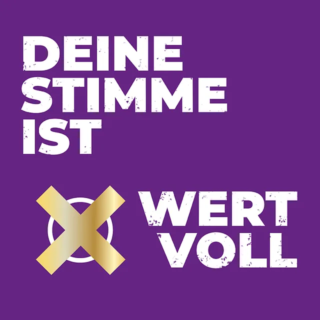 "Deine Stimme ist wertvoll" und goldenes Wahlkreuz