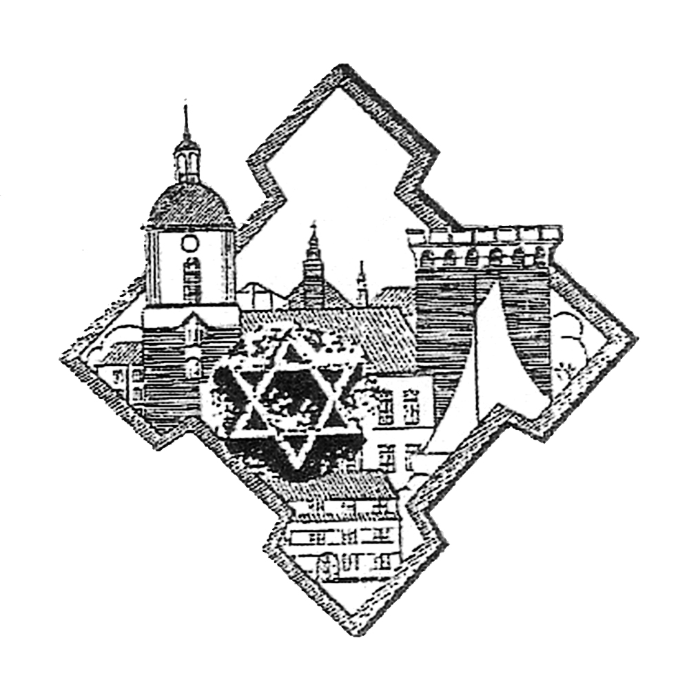 Logo AG Christen und Juden: Eine stilisierte Ansicht von Spandau mit St. Nikolai, Zitadelle und im Vordergrund ein Davidstern