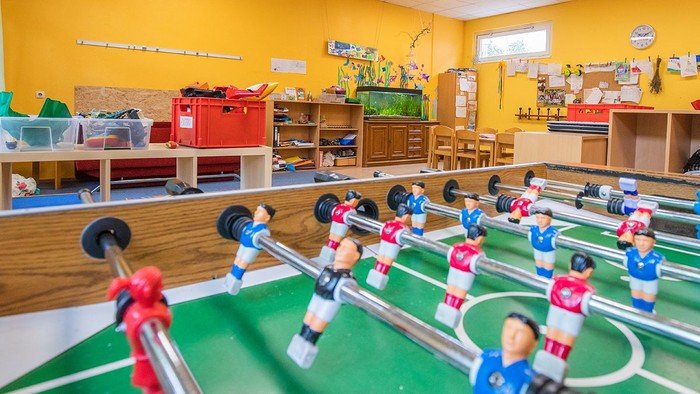 Kicker im Hort Petrus